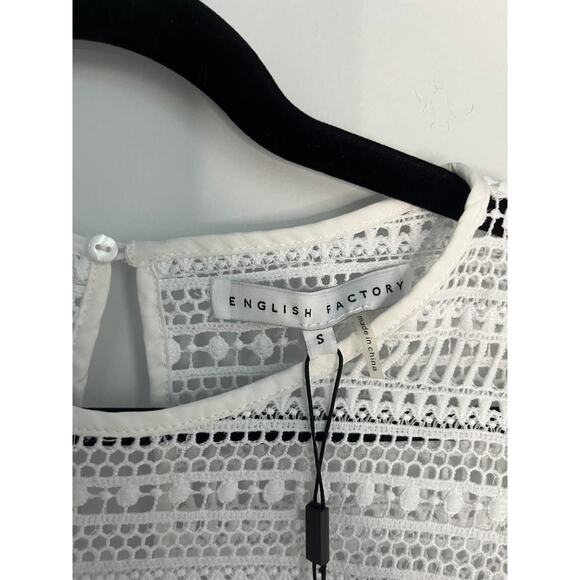 English Factory Eyelet Lace Babydoll Blouse Women Small‎ White Short Sleeve NWT - Picture 3 of 9